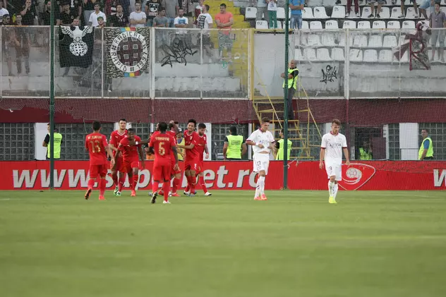 VIDEO&FOTO/ Liga I: Rapid - Astra 0-2. Gazdele, o oră cu un om în minus