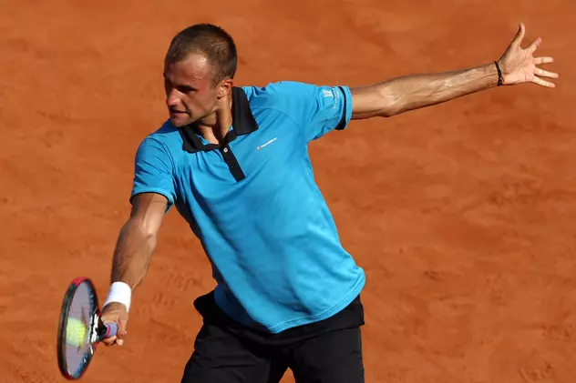 ATP TENIS. Marius Copil a făcut rost, la Napoli, de 1.245 de euro. Adrian Ungur însă, s-a oprit în turul II