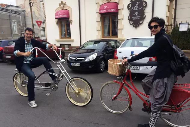 GALERIE FOTO / Virgil Stănescu şi soţia sa, pasionaţi de mers pe bicicletă