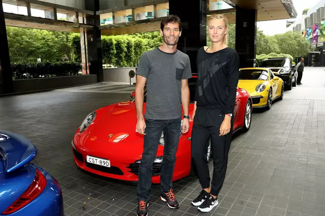 Mark Webber a plimbat-o pe Maria Sharapova pe străzile din Melbourne