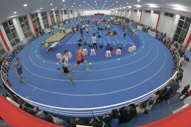 Cristina Bujin și Cătălin Câmpeanu au obținut biletele pentru CE indoor de atletism