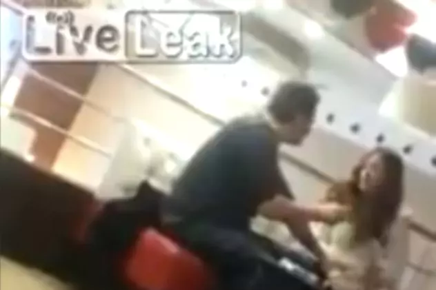 SCENE TERIBILE, într-un restaurant. O tânără A ÎNCERCAT SĂ SE ARUNCE DE LA ETAJ, după ce iubitul s-a despărțit de ea | VIDEO