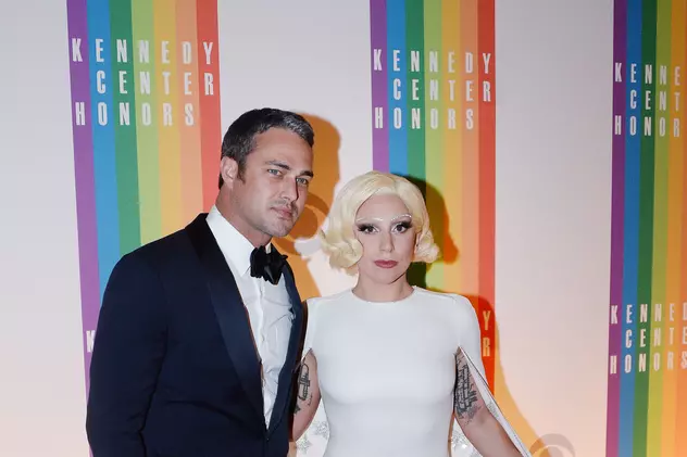Nunta lui Lady Gaga cu Taylor Kinney, oficiată de Dalai Lama