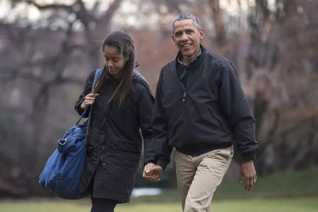 Îl refuză Obama? Un tânăr îi oferă 50 de vaci, 70 de oi şi 30 de capre președintelui în schimbul mâinii fiicei lui