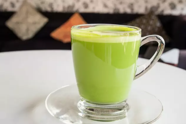 Cum slăbești cu dieta cu ceai verde și lapte