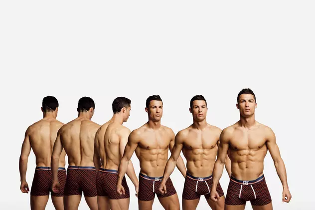 Cristiano Ronaldo face reclamă colecției personale de lenjerie intimă | GALERIE FOTO