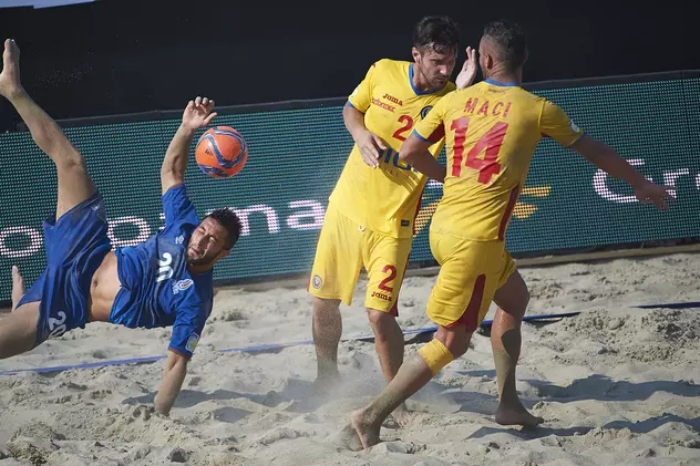 România, distrusă de Azerbaidjan la fotbal pe plajă, în Divizia B europeană. Azi, meci cu Anglia