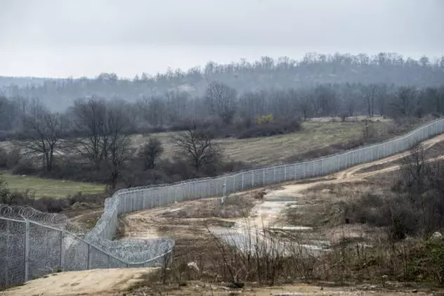 A APĂRUT la granița dintre Ungaria și Serbia! Ministerul Apărării de la Budapesta a făcut ANUNȚUL