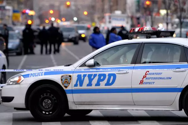 Atac armat în New York soldat cu moartea unui paznic! Criminalul s-a sinucis ulterior