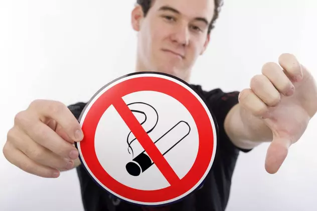 Legea antifumat, publicată în Monitorul Oficial. Până când se mai poate fuma în spațiile publice închise