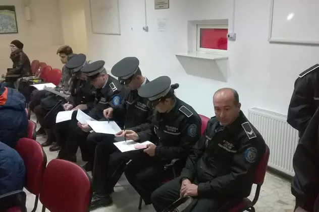 Mobilizare de forță pentru ajutorarea supraviețuitorilor din clubul Colectiv: polițiștii bucureșteni vor dona sânge pentru salvarea victimelor