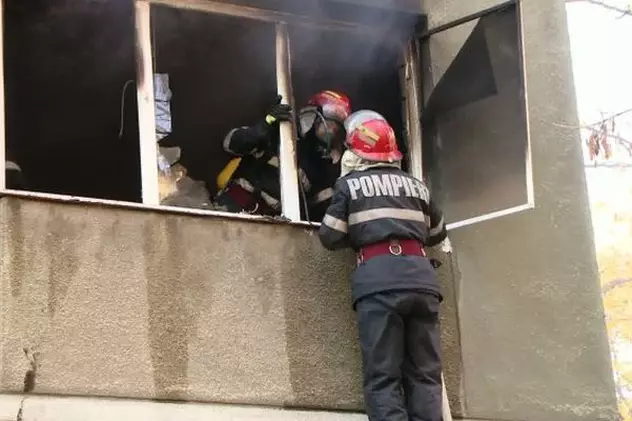Sfaturile pompierilor, în caz de incendiu. Ce să NU faci niciodată în caz de incendiu