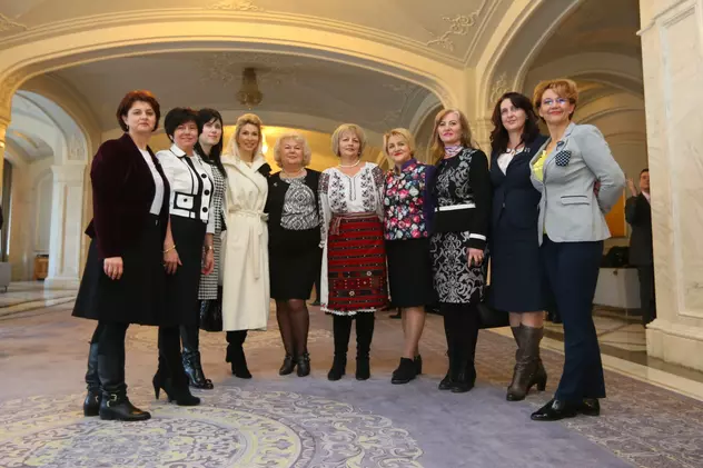 Femeile din politica românească iau atitudine! Vor să fie egale cu bărbații