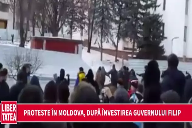 UPDATE | Republica Moldova fierbe. A doua zi de proteste în Chișinău. Mii de persoane au ieșit în stradă, împotriva învestirii Guvernului Filip