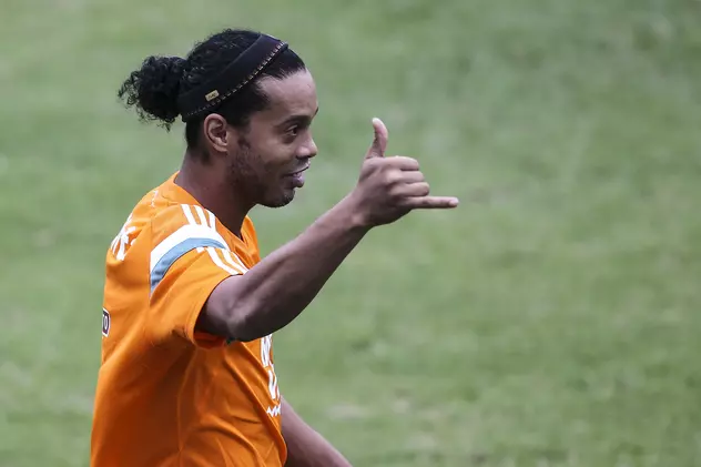 Ronaldinho a oferit 1.500.000 de euro pentru a scăpa de detenția preventivă