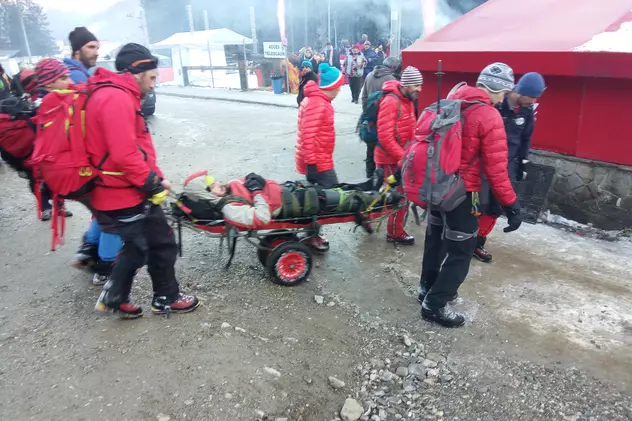 Turist accidentat în Munţii Bucegi! Acţiunea de salvare s-a încheiat cu succes!