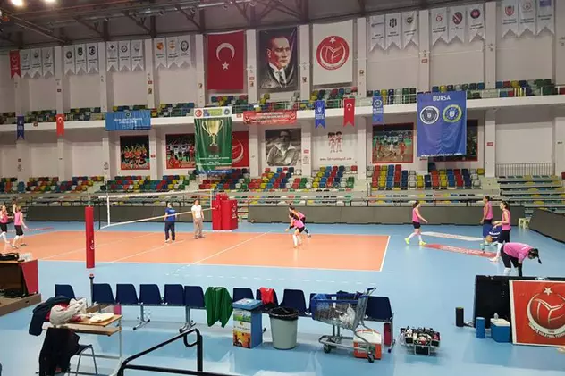 ”Tigroaicele” de la CSM Bucurește joacă miercuri, de la 18.00, în Turcia, la Bursa, în semifinalele Cupei Challenge