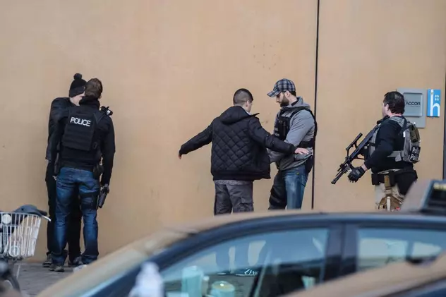 Operațiune antitero în Belgia: Două persoane au fost arestate. Atacul terorist viza un meci din cadrul Euro 2016