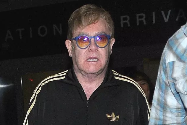 Elton John, dat în judecată de un angajat pentru hărțuire sexuală