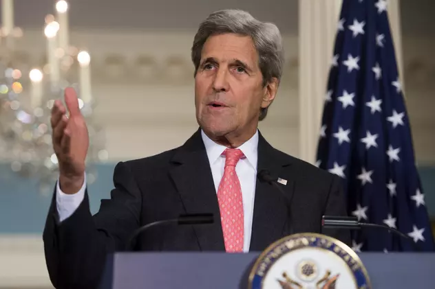 John Kerry susține că actuala campanie electorala din SUA a fîcut de râs America