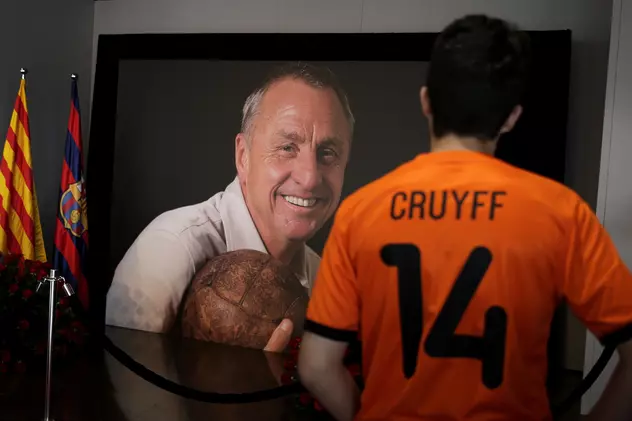 FC Barcelona omagiază memoria lui Johan Cruyff