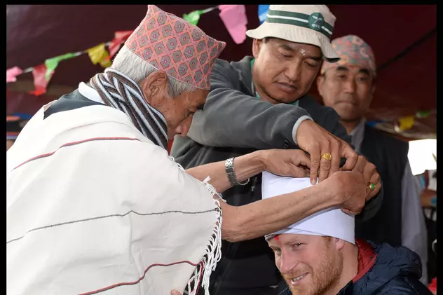 Prințul Harry a devenit rege... în Nepal! FOTO