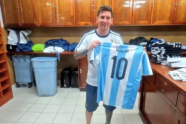 Leo Messi le-a trimis cadouri cu autograf fetelor lui Barack Obama