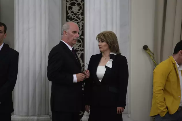 Atac virulent la adresa antrenorilor Bellu și Bitang: ”Ați omorât 19 gimnaste! Nu vă mai săturați de bani?”