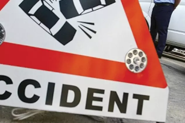 Accident cu 7 victime în Suceava. Un şofer beat a fost la un pas de a provoca o tragedie
