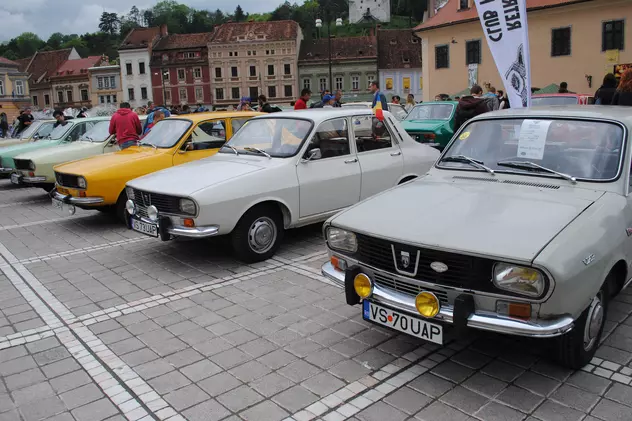 Unul din cei mai mari colecționari de Dacia trăiește în Austria, dar a venit la Brașov la întrunirea Dacia Clasic | GALERIE FOTO