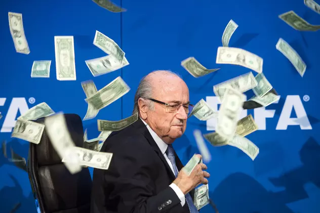 FIFA: Joseph Blatter și locotenenții săi au împărțit 80 de milioane de dolari!