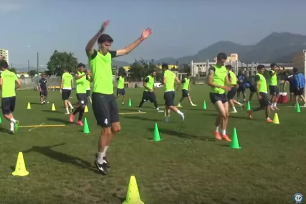 Gică Popescu s-a apucat din nou de fotbal! Cum lovește mingea și în ce condiție fizică e la 48 de ani! | VIDEO