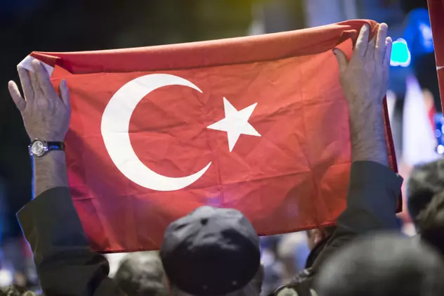 Tentativă de lovitură de stat în Turcia | Ankara vrea reintroducerea pedepsei cu moartea