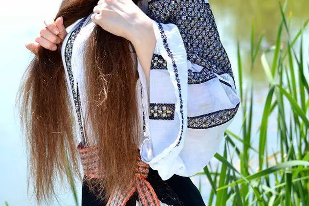 EXCLUSIV/ Îi face concurență Mariei Dragomiroiu în ceea ce privește podoaba capilară. Cum își protejează însă părul, vara, Maria Olteanu