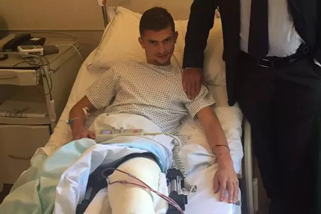 Fotbalistul Florin Tănase a fost încurajat de medicul care l-a operat, pe patul de spital