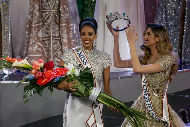 Keysi Sayago a fost încoronată de Miss Venezuela 2015