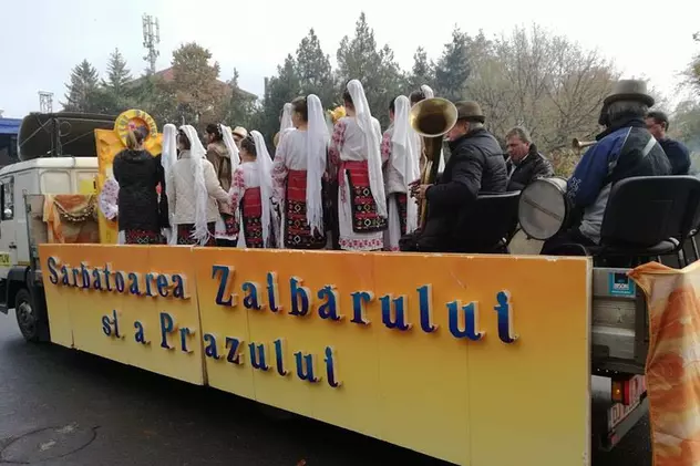 Festivalul zaibărului de la Băileşti a adus sărbătoarea în oraşul lui Nea Mărin!