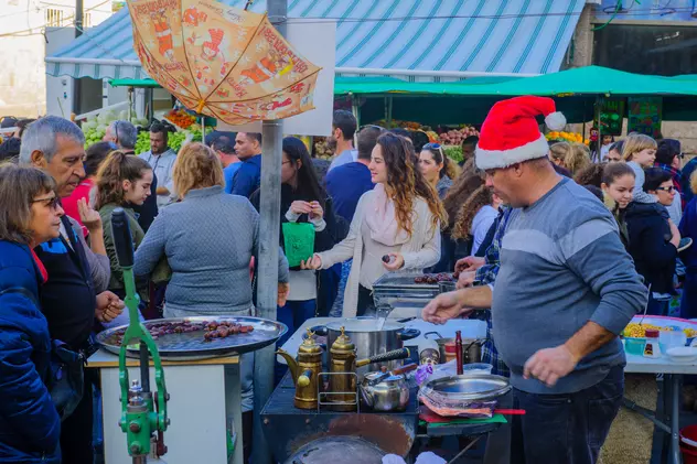 Tradițiile ciudate ale celor trei milioane de români care nu sărbătoresc Crăciunul