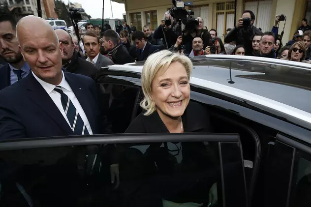 Doi angajați de-ai lui Marine Le Pen, reținuți și audiați de autorități