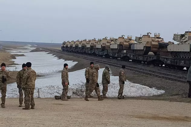 Sute de militari americani au ajuns la baza din Mihail Kogălniceanu