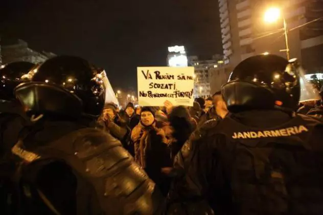 Jandarmul rănit la protestele din Piața Victoriei rămâne cu sechele. "Un om mutilat pe veci"