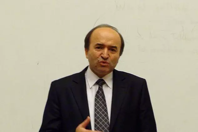 Ministrul Justiției: Dacă ții un deținut încă o zi în închisoare