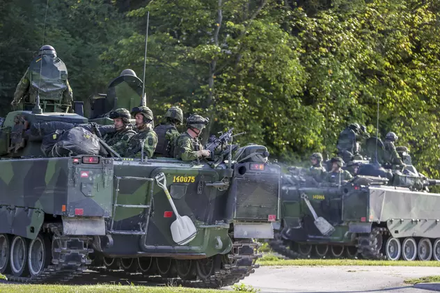 Suedia reintroduce serviciul militar obligatoriu