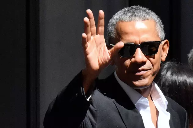 Barack Obama l-a avertizat pe Mark Zuckerberg despre știrile false de pe Facebook