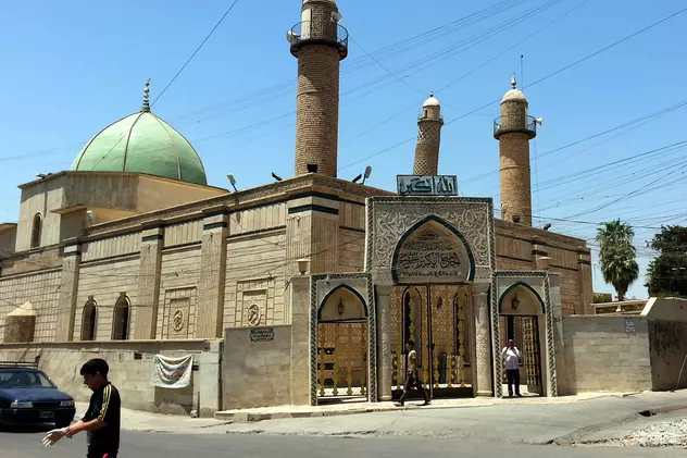 Statul Islamic a aruncat în aer moschea din Mosul de unde liderul organizației a proclamat "califatul"