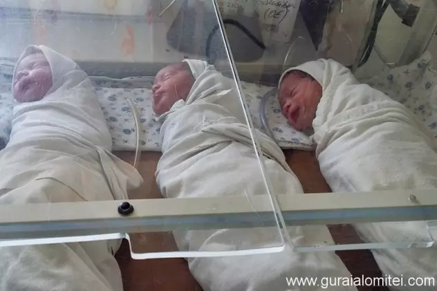 Caz rar la Maternitatea din Focșani: O femeie a născut tripleți, concepuți pe cale naturală