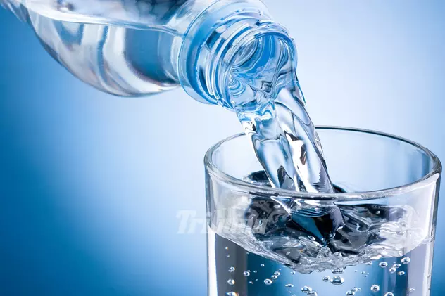 Legea apelor minerale se modifică din motive de sănătate publică: ”Apa de consum îmbolnăvește populația”