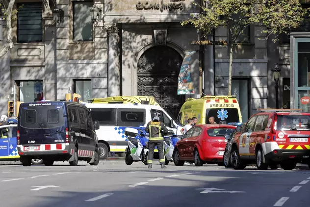 Editorial de Claudiu Săftoiu: Barcelona, în genunchi - securitatea internă a Europei, luată pe botul mașinilor de asalt asupra civililor