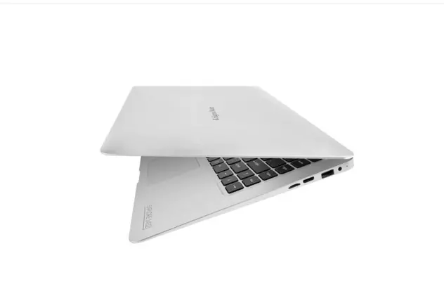 Cele mai bune laptopuri pentru elevi și studenți. Laptop Kruger & Matz