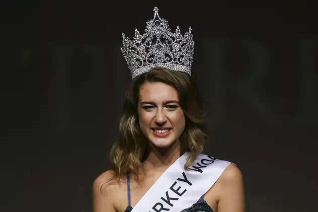 Miss Turcia a pierdut titlul din cauza unui mesaj postat pe Twitter